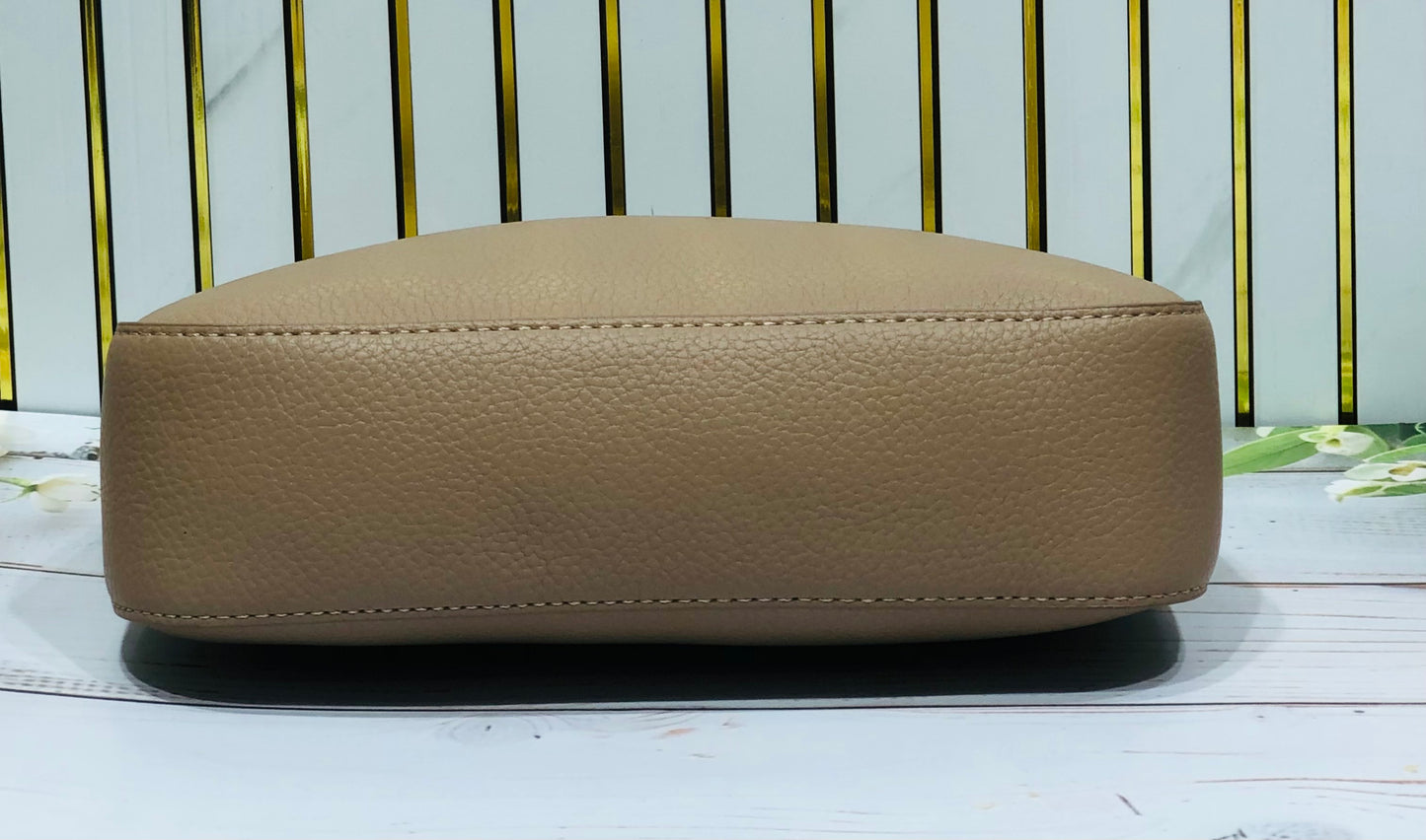 Home Pearl Minimalist PU Leather Sling Bag – Chic & Sleek