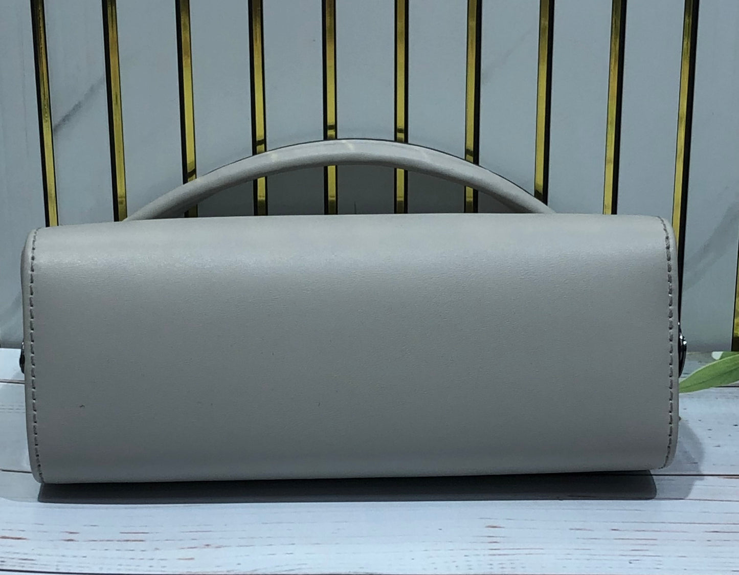 Home Pearl Elegant Pu Leather Shoulder and hand Purse – Minimalist Chic
