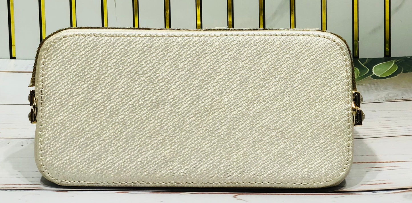Home Pearl Luxury Pearl Crystal Embellished Bridal Clutch