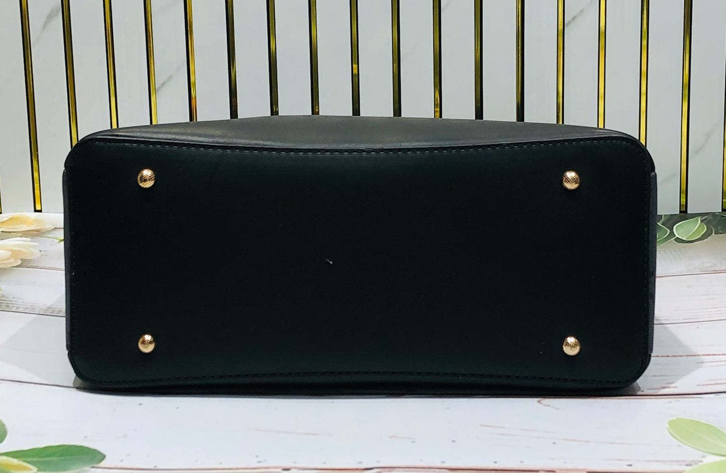 Home Pearl Elegant Medium Handbag with Gold Charm