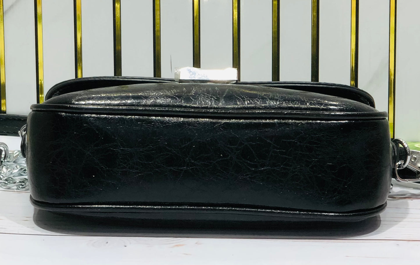 Home Pearl Glossy Sling Bag – Minimalist Chic with a Modern Twist