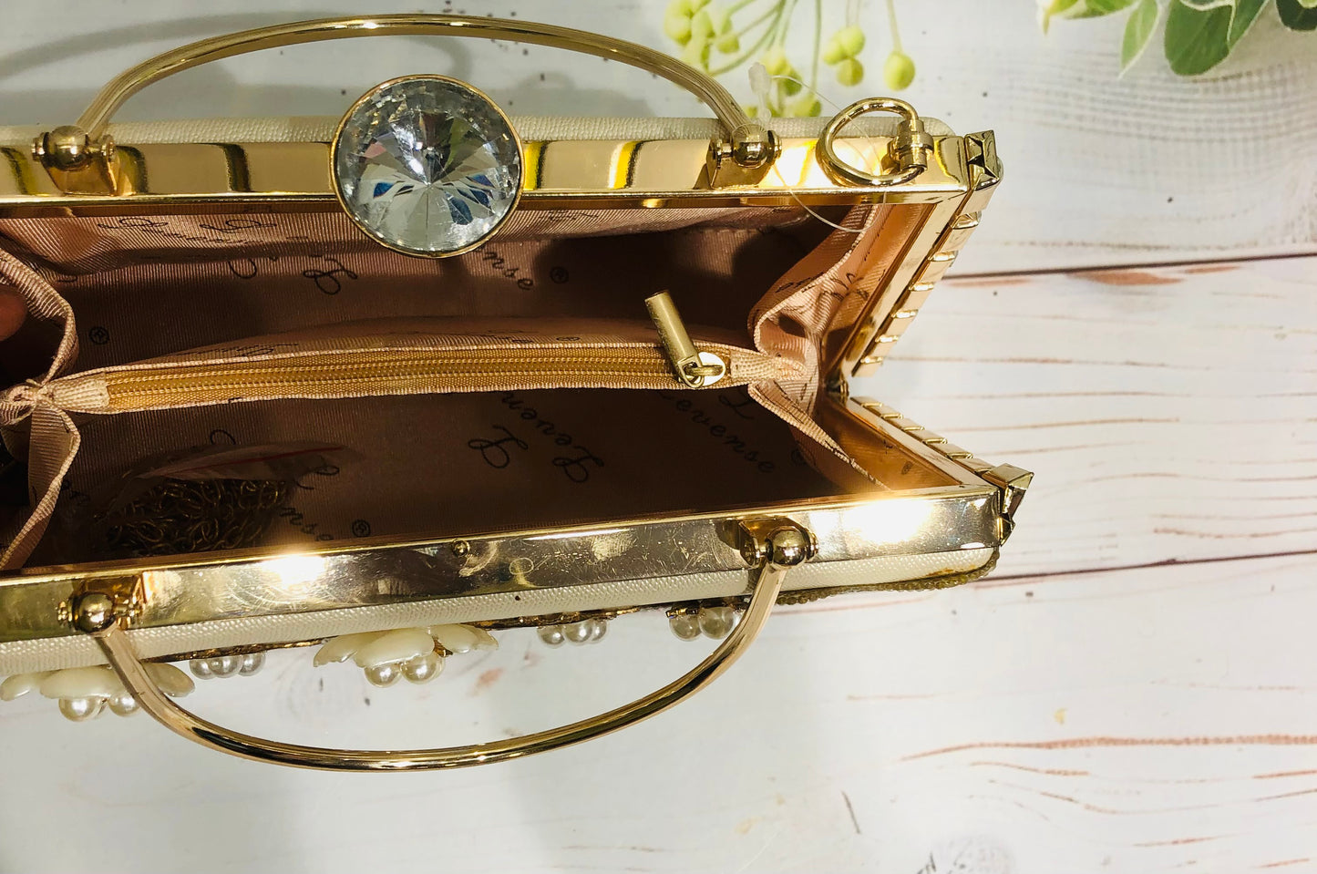 Home Pearl Luxury Pearl Crystal Embellished Bridal Clutch