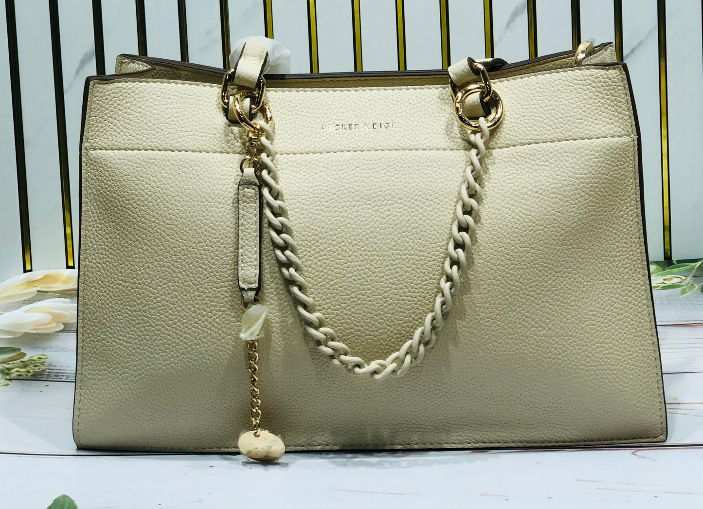 Home Pearl Elegant Medium Shoulder Bag