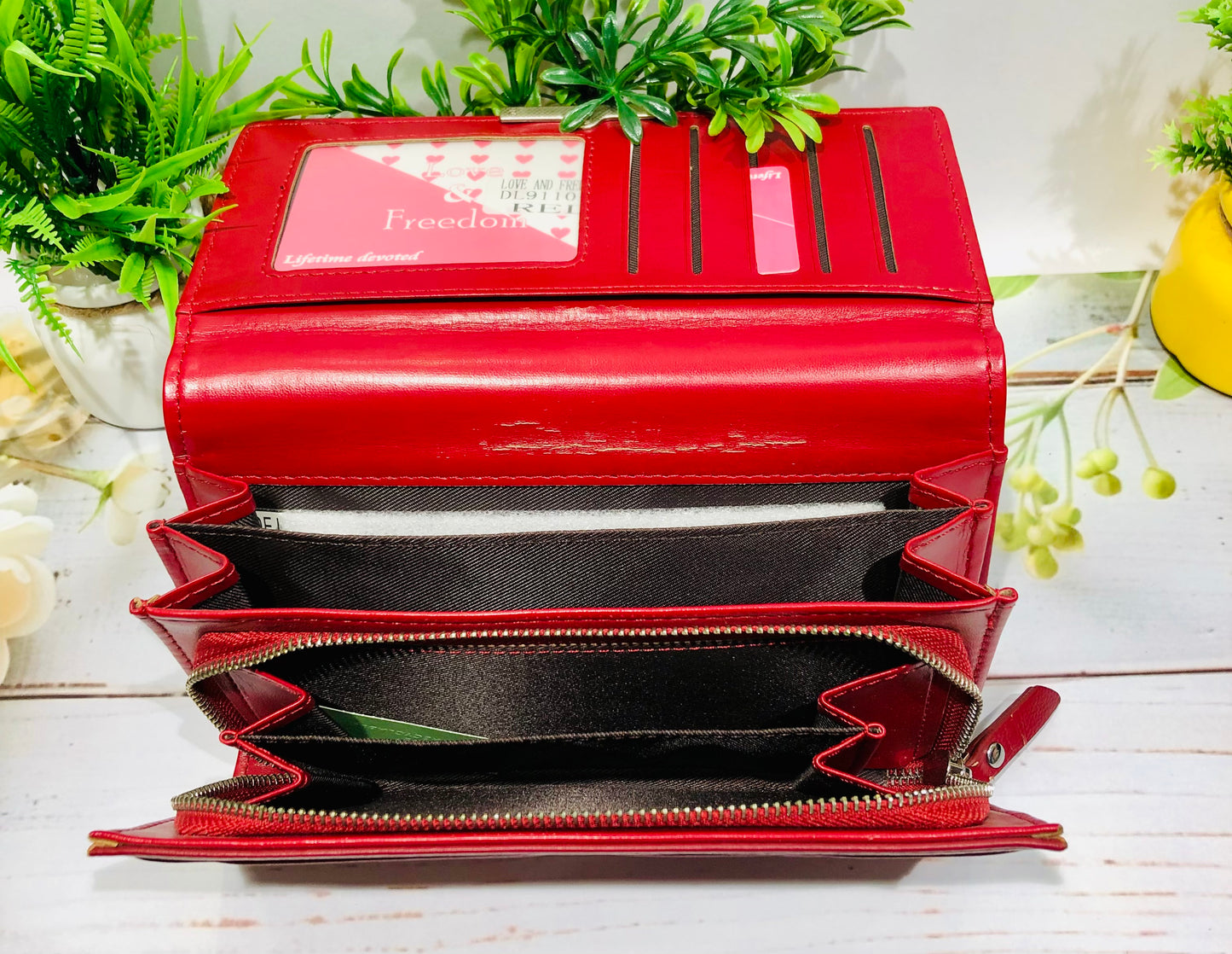 Home Pearl Chic Red Leather Long Wallet for Women – Bold Elegant