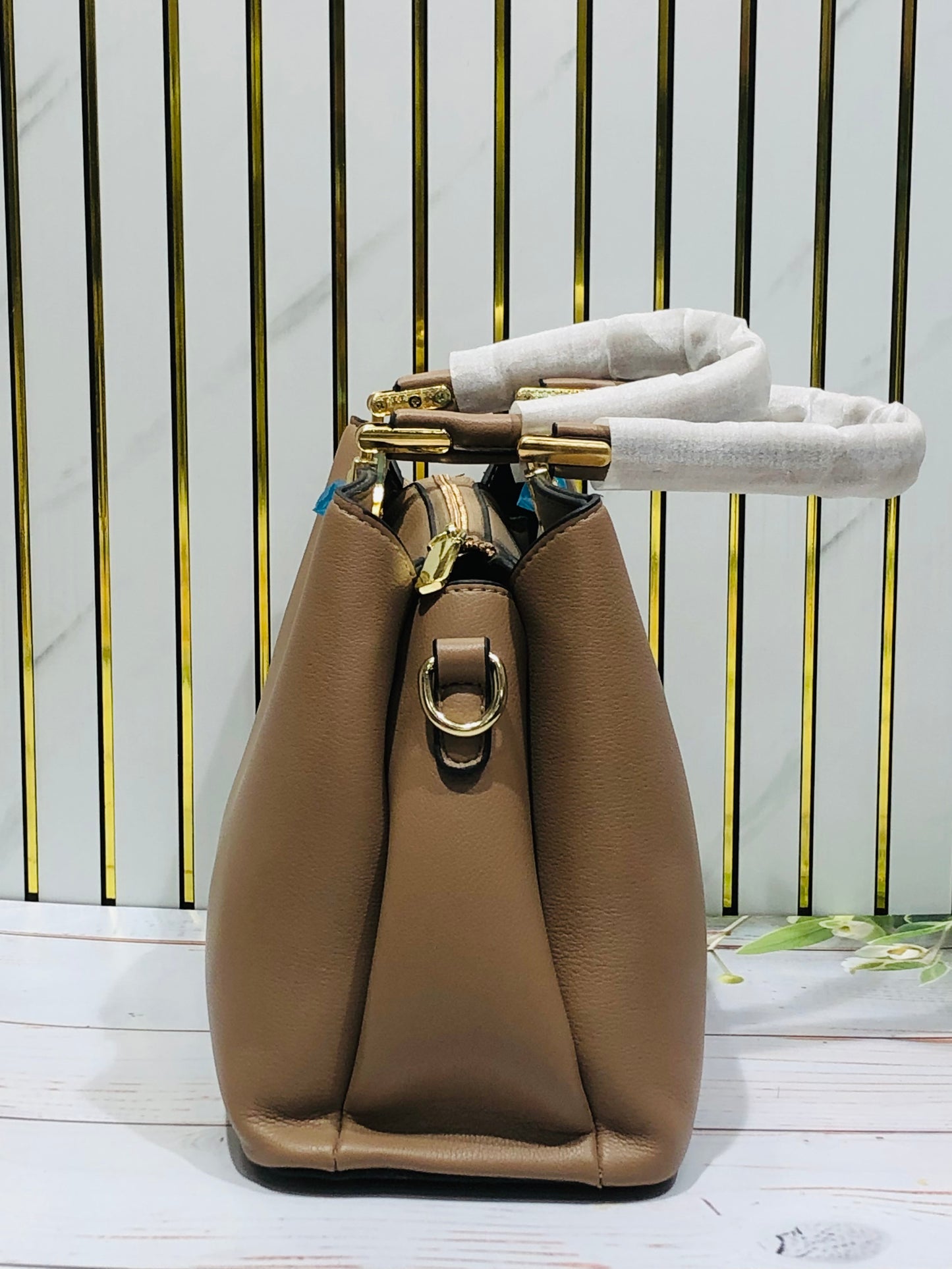 Home Pearl Elegant Medium Handbag – Everyday Style