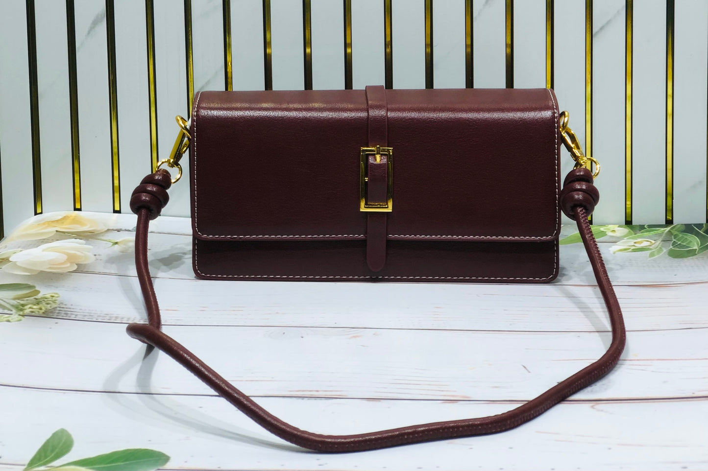 Home Pearl Elegant Sling Bag – Minimalist Style with Modern Charm