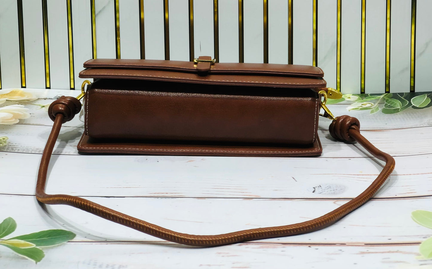Home Pearl Elegant Sling Bag – Minimalist Style with Modern Charm