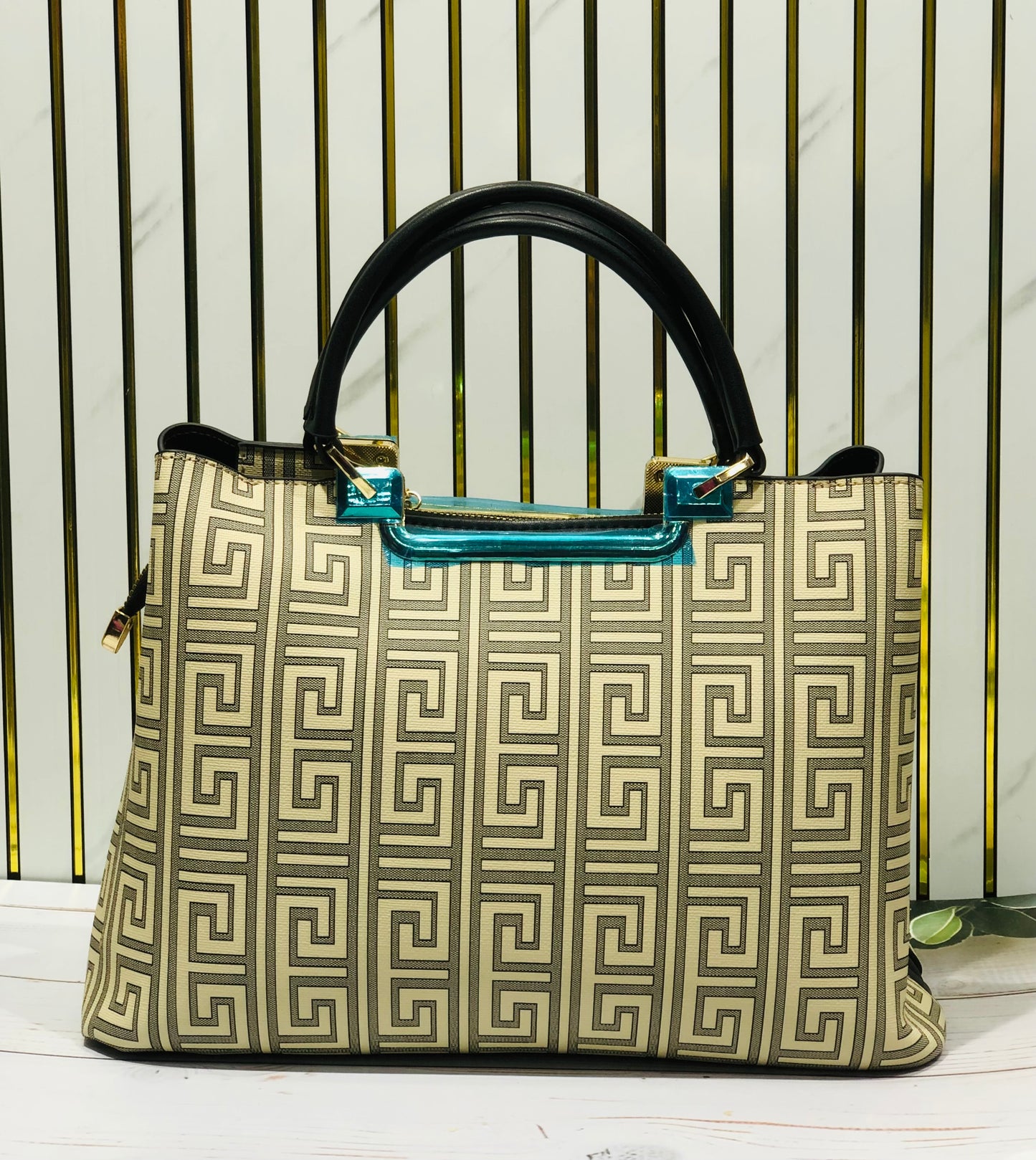 Home Pearl Premium Geometric Print Medium Handbag – Gold & Teal Accent