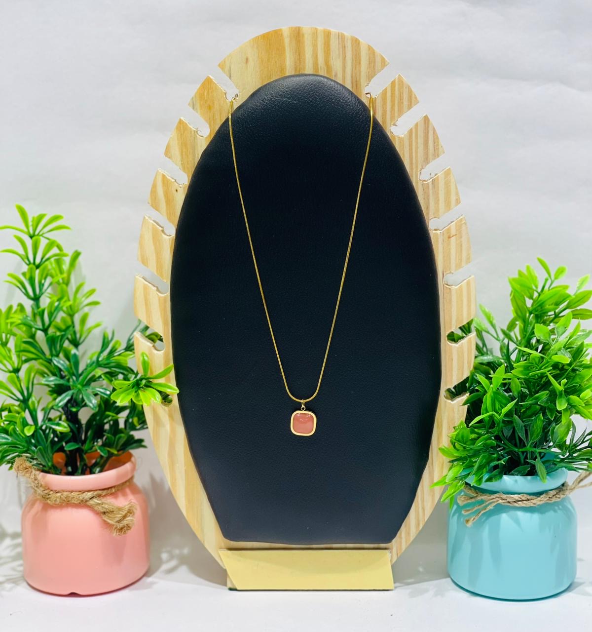 Home Pearl Elegant Anti Tarnish Gold Finish-Plated Peach Pendant Necklace