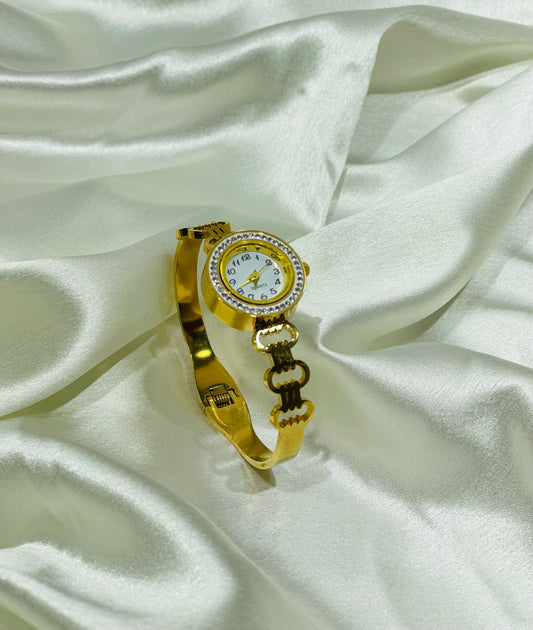 Home Pearl Elegant Floral Link Gold Bracelet Watch for Women-Anti Tarnish Gold Finish