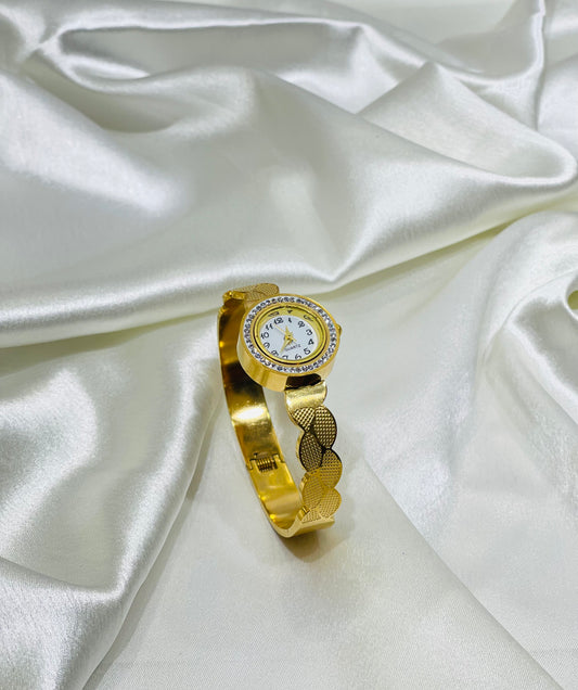 Gold Leaf Motif Bracelet Watch for Women-Anti Tarnish Gold Finish