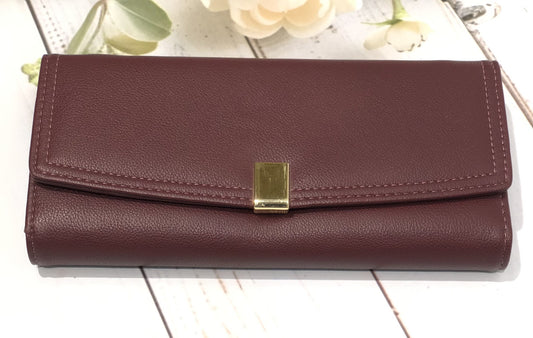 Home Pearl Elegant Maroon Leather Women's Wallet – Timeless Sophistication