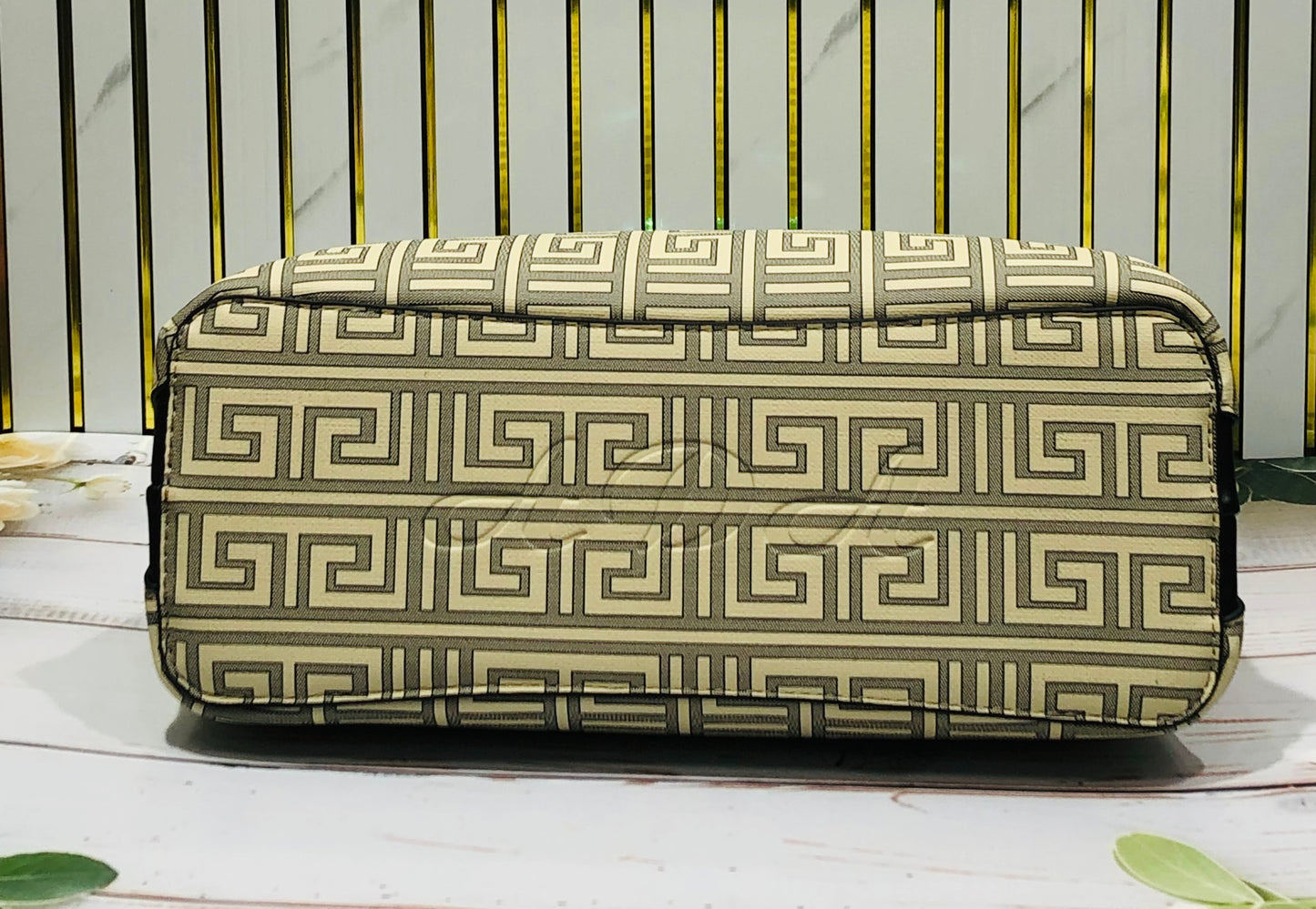 Home Pearl Premium Geometric Print Medium Handbag – Gold & Teal Accent