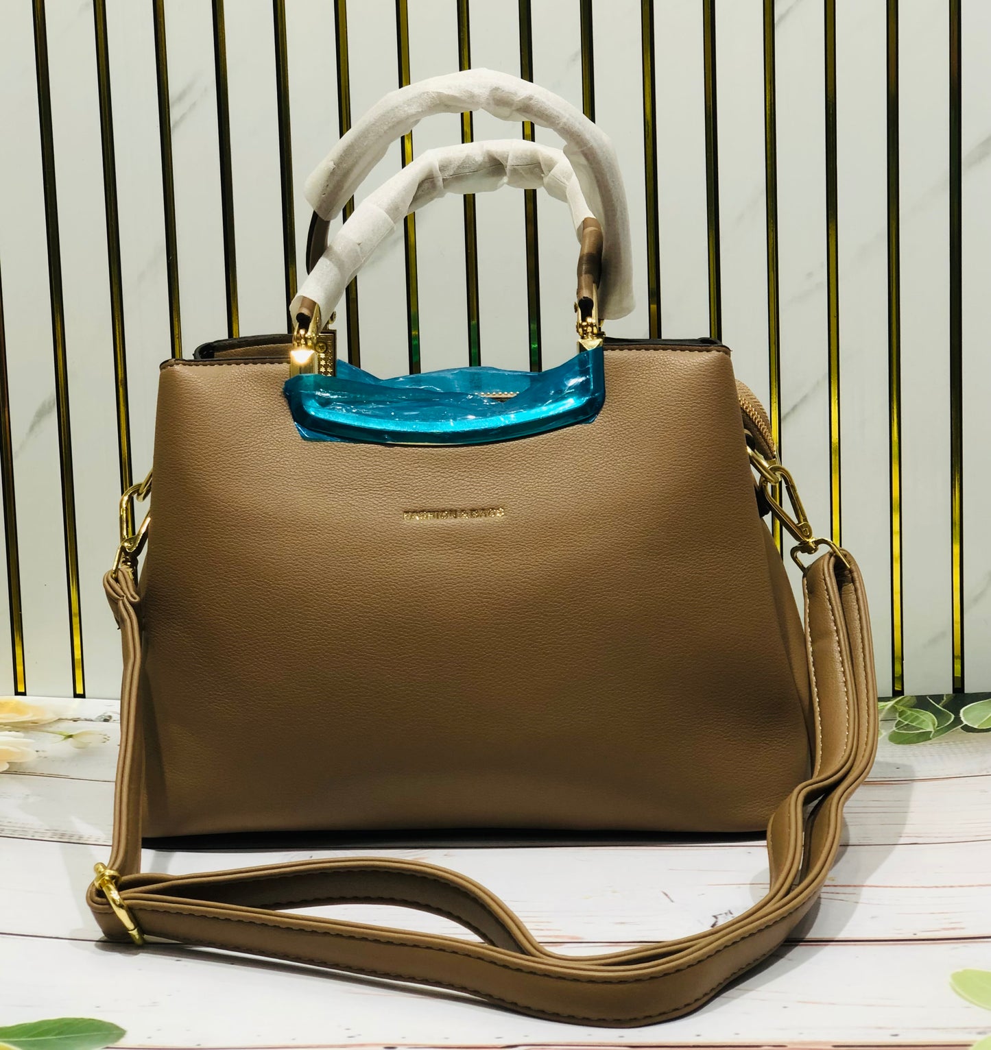 Home Pearl Elegant  Medium Handbag – Everyday Style