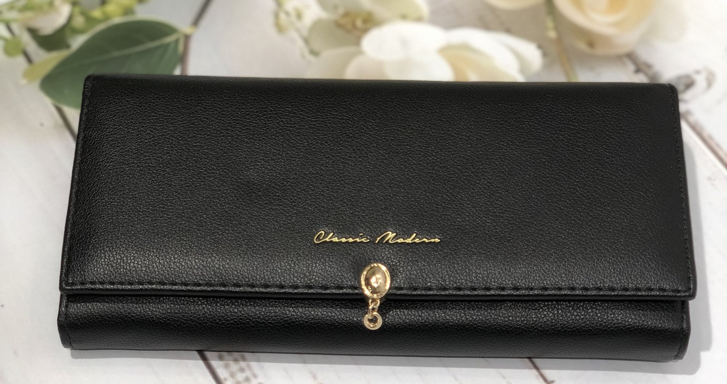 Home Pearl Classic Black Long Wallet for Women – “Classic Modern” Design with Gold Charm